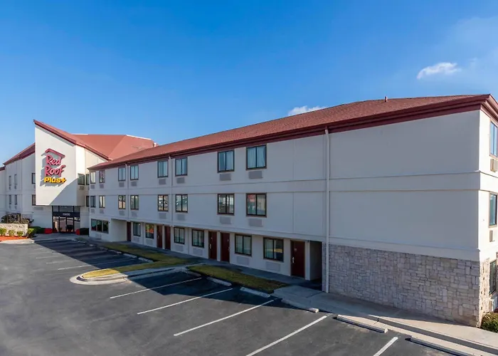Red Roof Inn Plus+ El Paso East