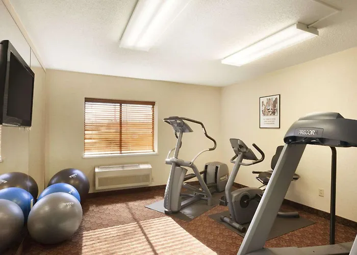 Baymont By Wyndham Sioux Falls