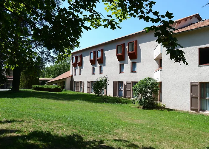 Logis Hotel Le Parc De Geoffroy