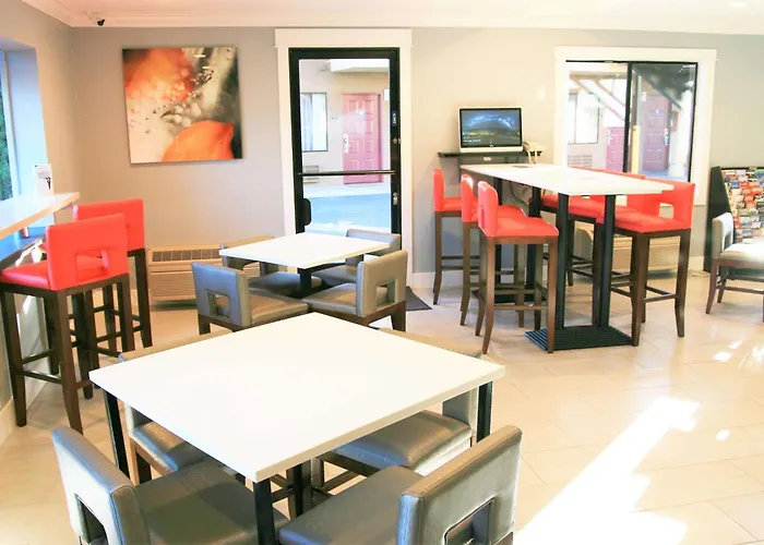 Days Inn By Wyndham Pinole Berkeley
