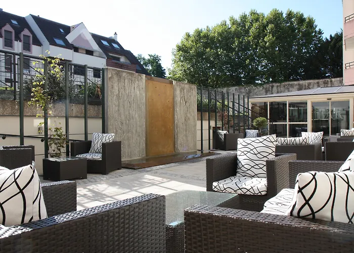 Hotel Henry II Beaune Centre