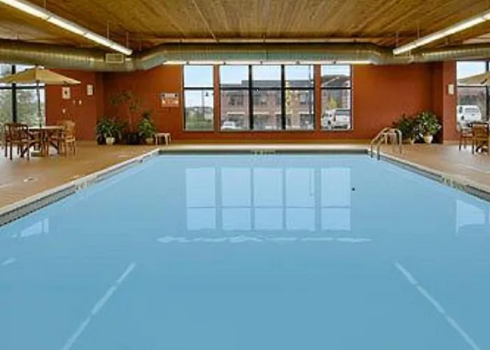 Days Inn & Suites By Wyndham Bozeman