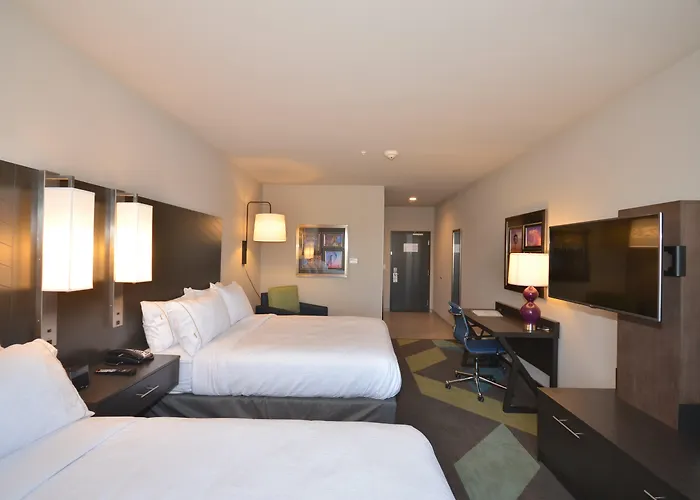 Holiday Inn Express & Suites Oklahoma City Mid - Arpt Area By Ihg