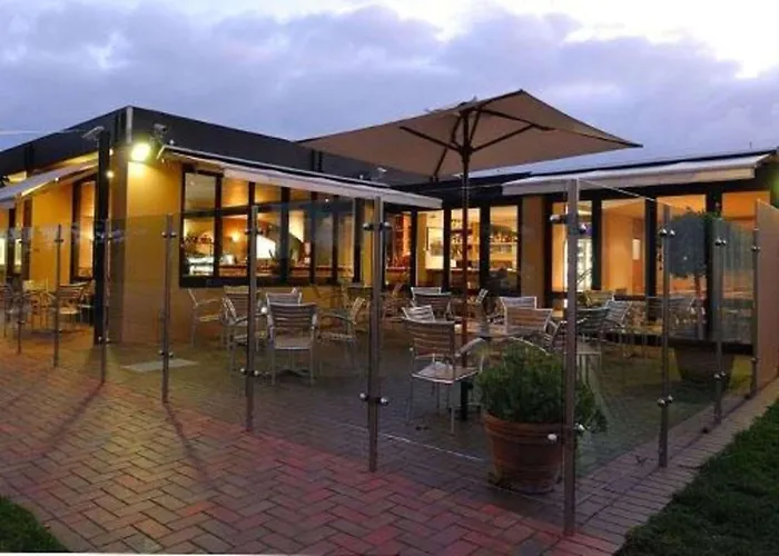 Richmond Henty Hotel