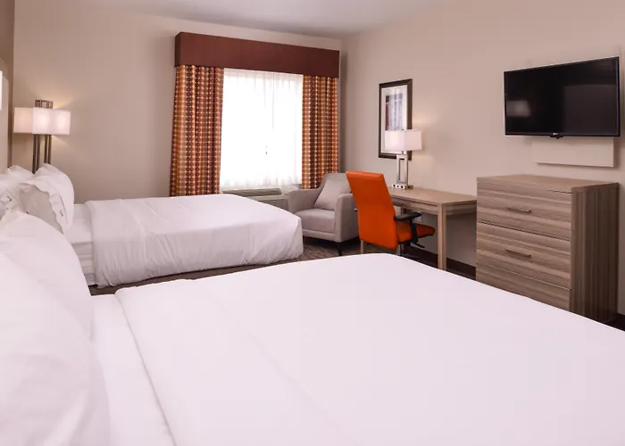 Holiday Inn Express & Suites Williams By Ihg