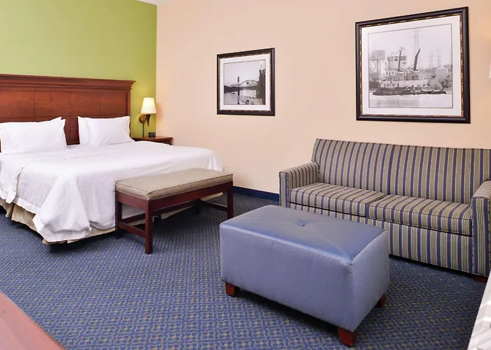 Hampton Inn Jackson-College Avenue