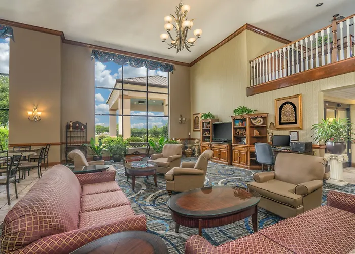 Clarion Pointe New Bern