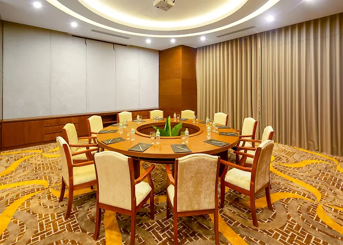 Rosamia Da Nang Hotel - My Khe Beachfront Luxury