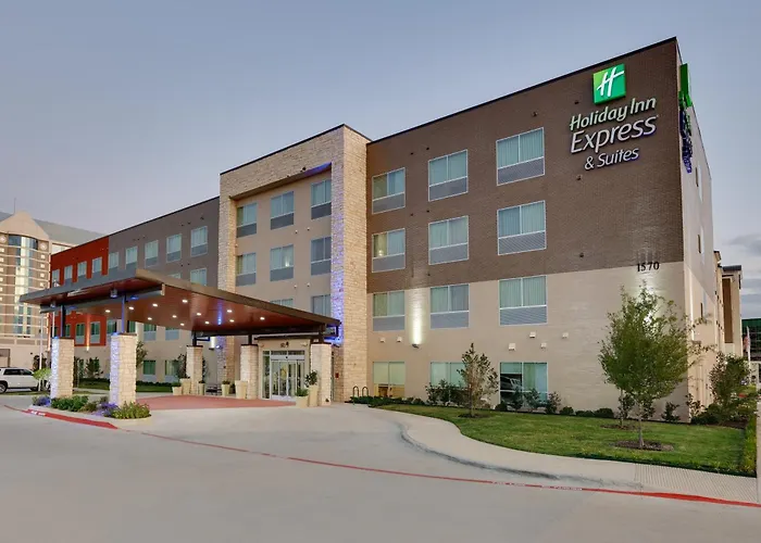 Holiday Inn Express & Suites Dallas Nw - Farmers Branch By Ihg