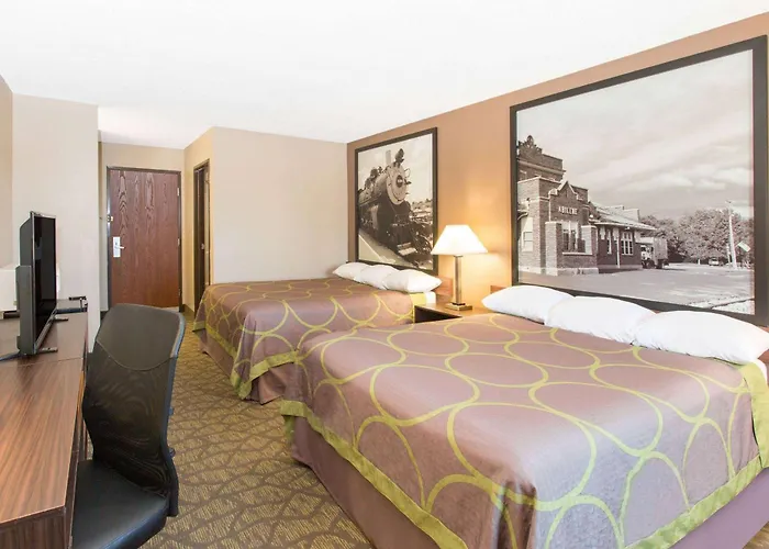 Super 8 By Wyndham Belleville