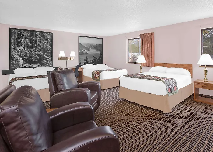 Super 8 By Wyndham Sitka Hotel