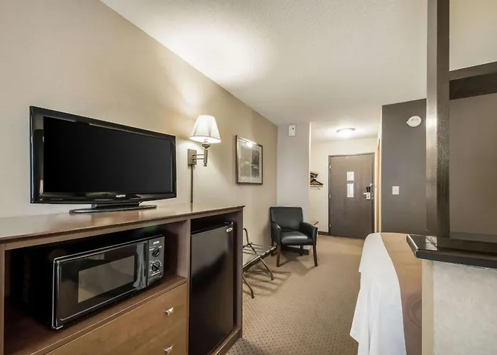 Quality Inn & Suites Newberry