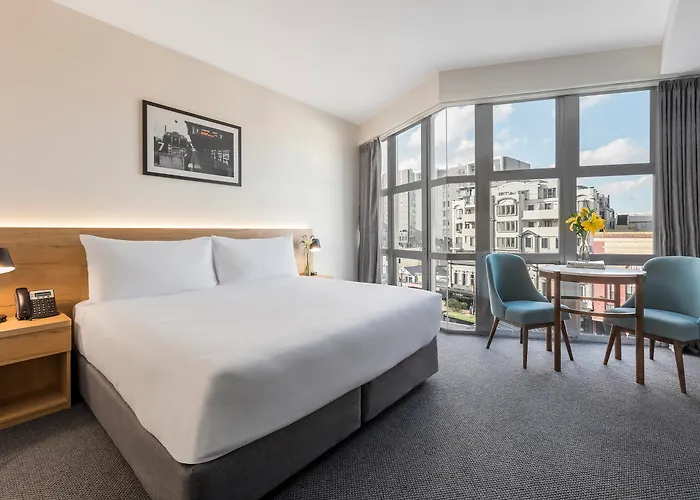 Oaks Wellington Hotel