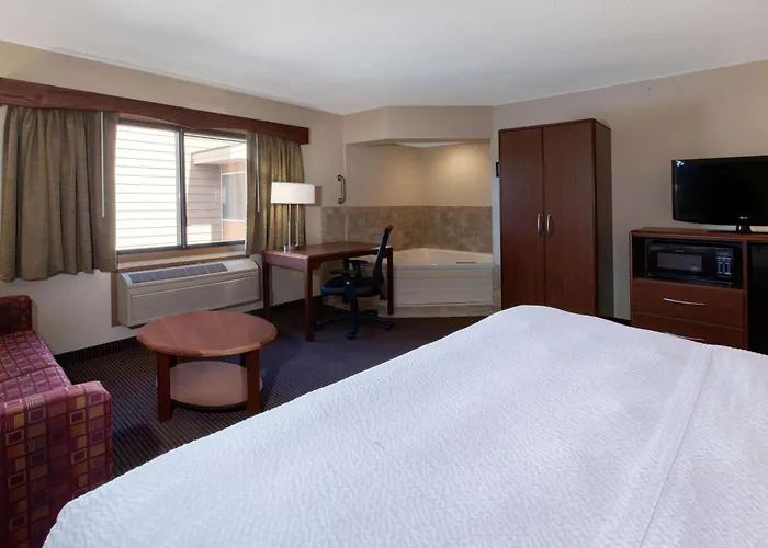 Americinn By Wyndham Iron River