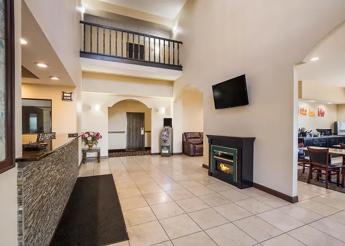 Quality Inn & Suites Caseyville - St Louis