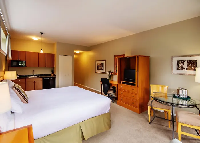 Harrison Beach Hotel