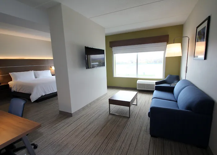 Holiday Inn Express & Suites - Collingwood