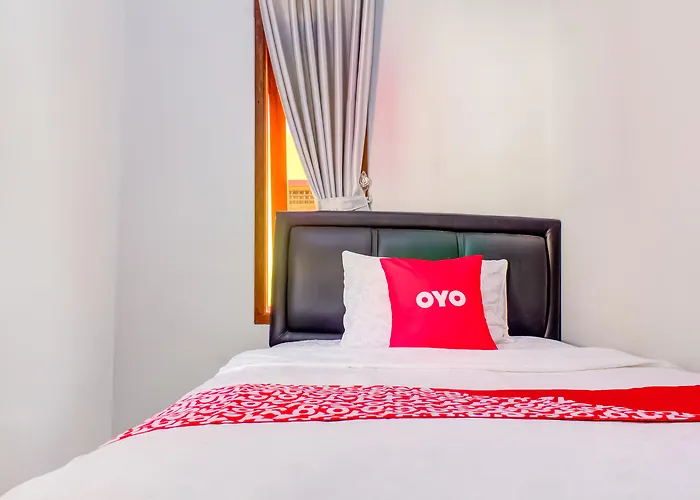Oyo 3418 Penginapan May Lindon Syariah