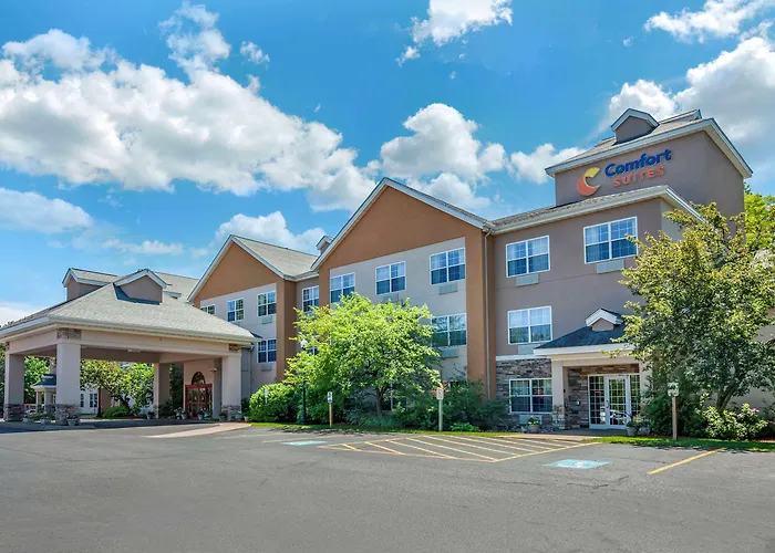 Comfort Suites Marquette