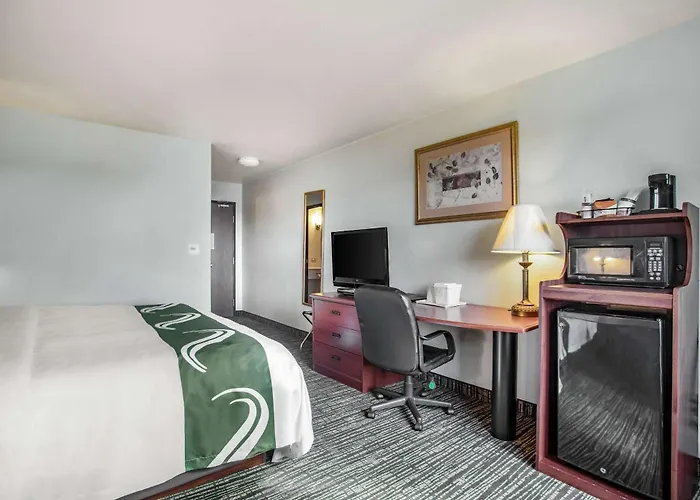 Quality Inn Parsons North