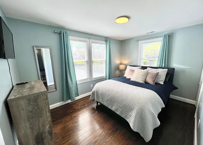 The Absolute Best Home Away From Home Pet Friendly!!!