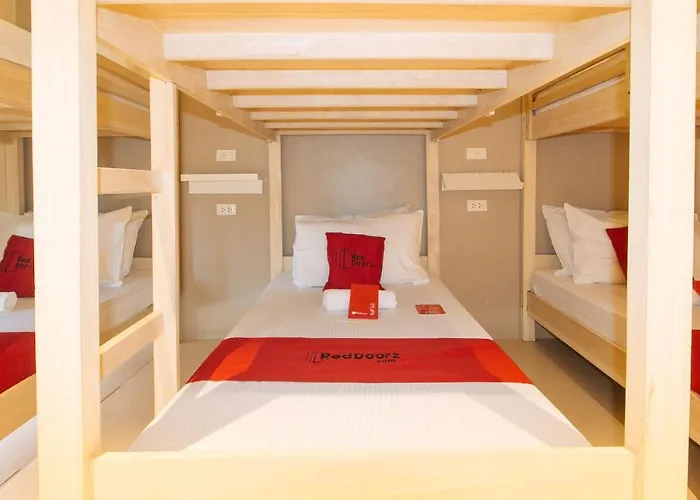 Reddoorz At Laiya Vivo Hotel Batangas