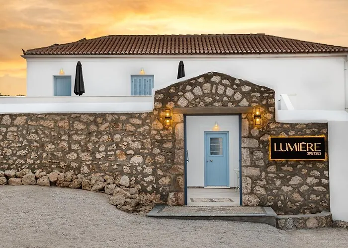Lumiere Spetses