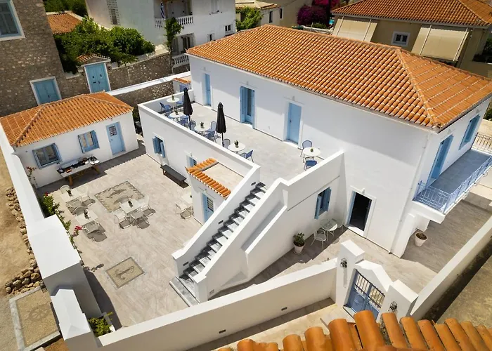 Lumiere Spetses