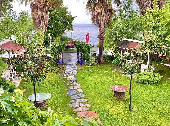 Peri Boutique Hotel