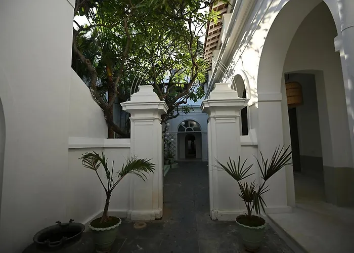 La Cedille - French Heritage House