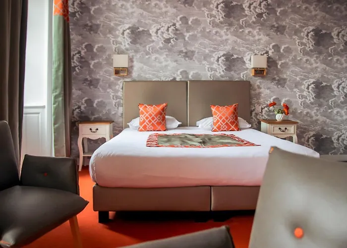 Hotel 3 Etoiles - Le Petit Perier