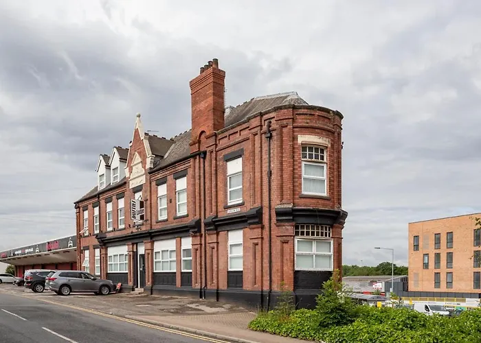 Dusties Hotel