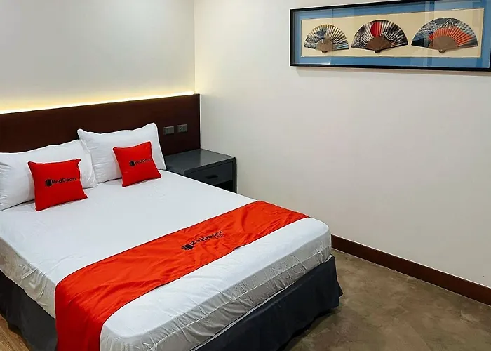 Reddoorz Plus @ Toshiko Boutique Hotel Koronadal City