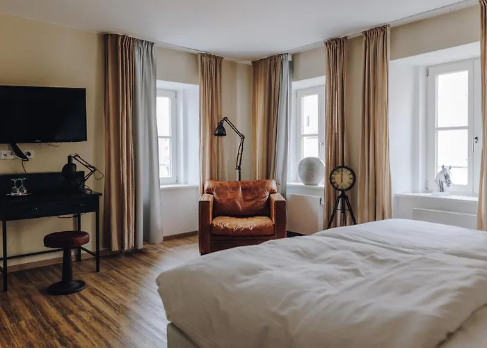 Little 7 - Boutique Hotel
