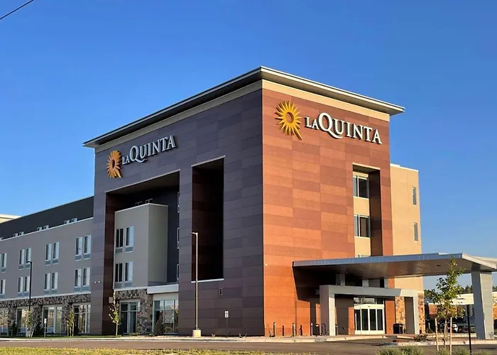 La Quinta Inn & Suites By Wyndham Denver Parker