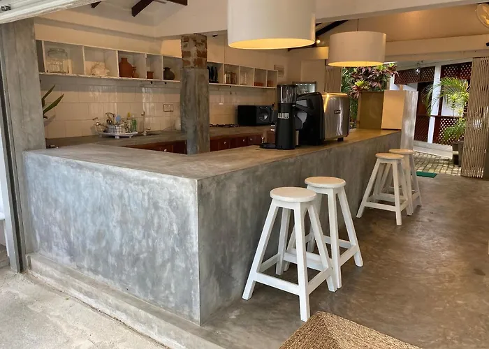 Una Beach Hotel&OLU Cafe