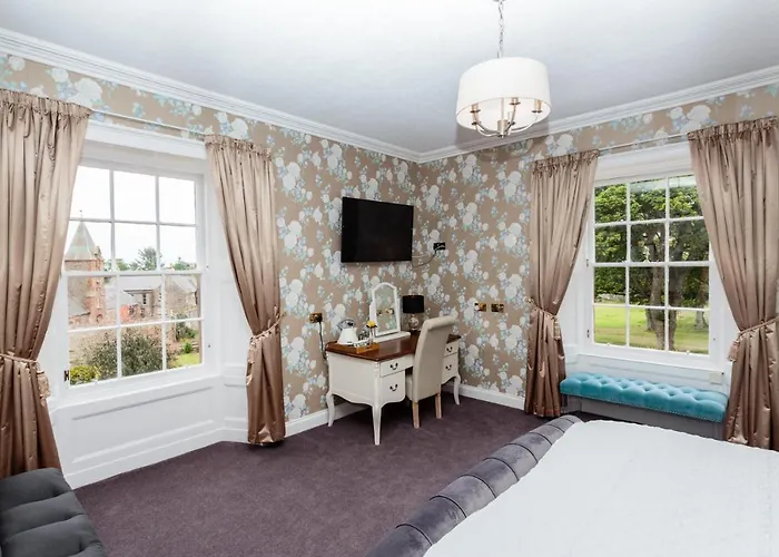 Lunan House