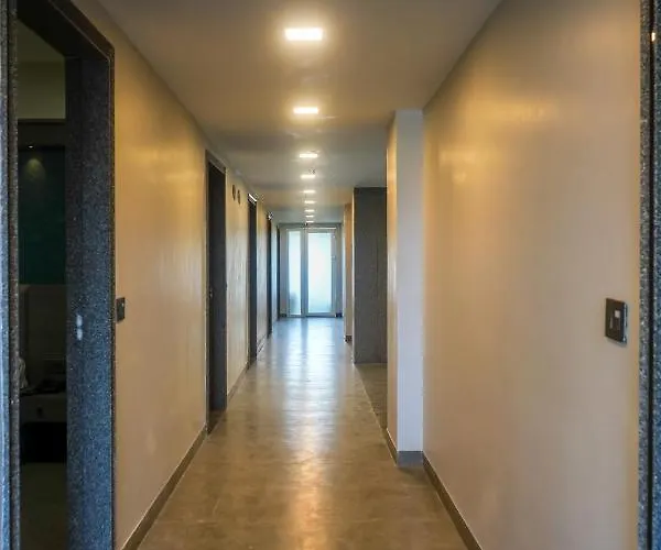 Hotel Vr Grand