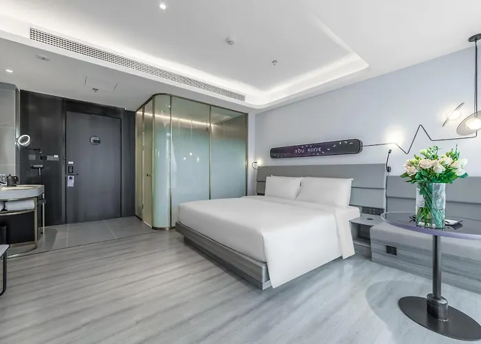 Atour X Hotel Yangzhou East Station Li Ning Sports Park