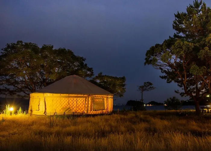 直島町ふるさと海の家 つつじ荘 Seaside Stay Tsutsuji-So