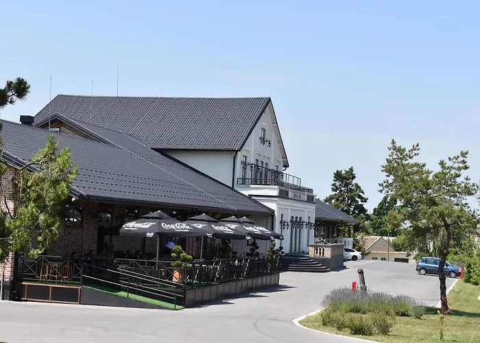 Hotel Helvecija 1880