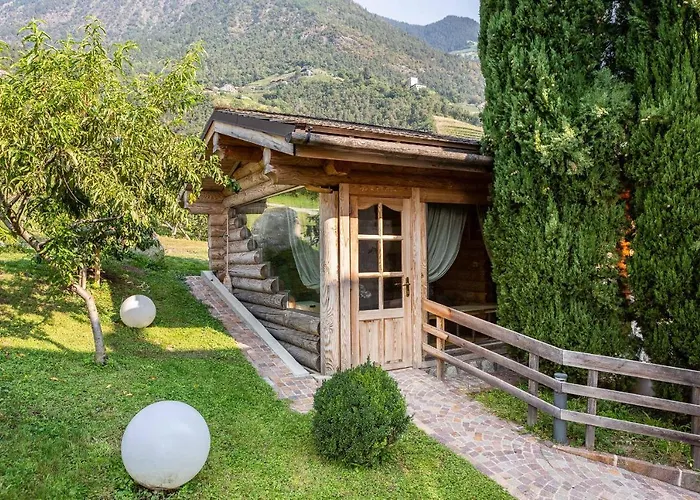 Ruster Resort