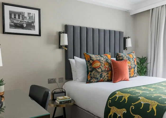 The Selwyn, Richmond