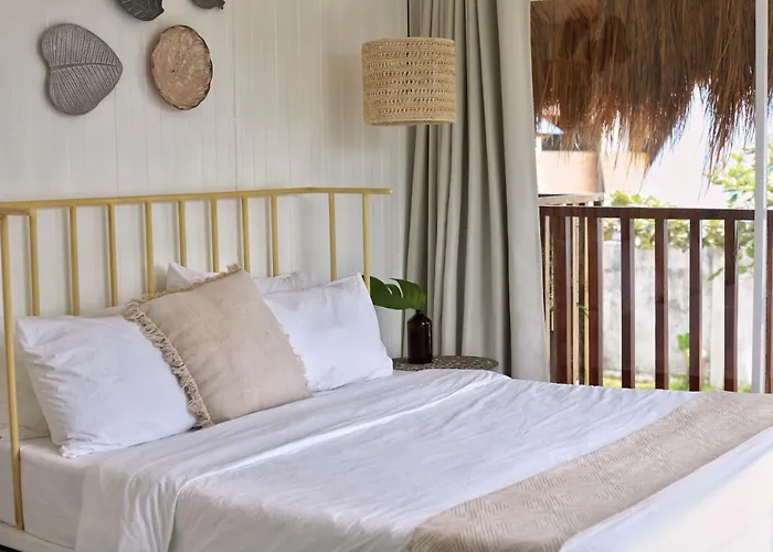 Sea Green Boutique Rooms