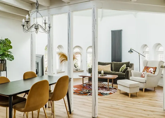 360 Grad Hotel & Bar