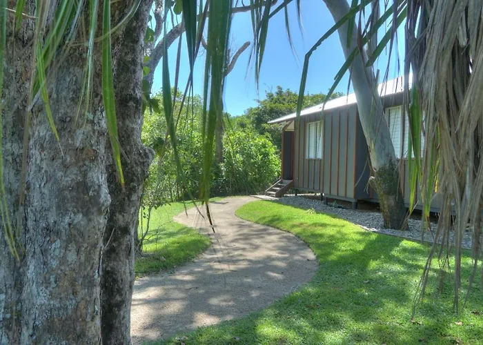 The Bungalows - Absolute Beachfront