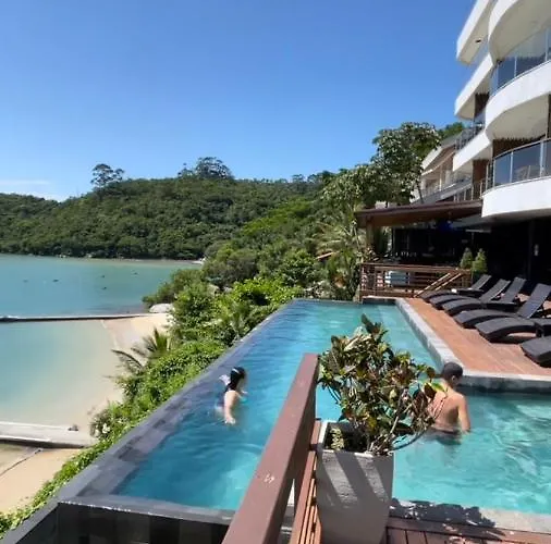 Caixa D'Aco Exclusive Hotel