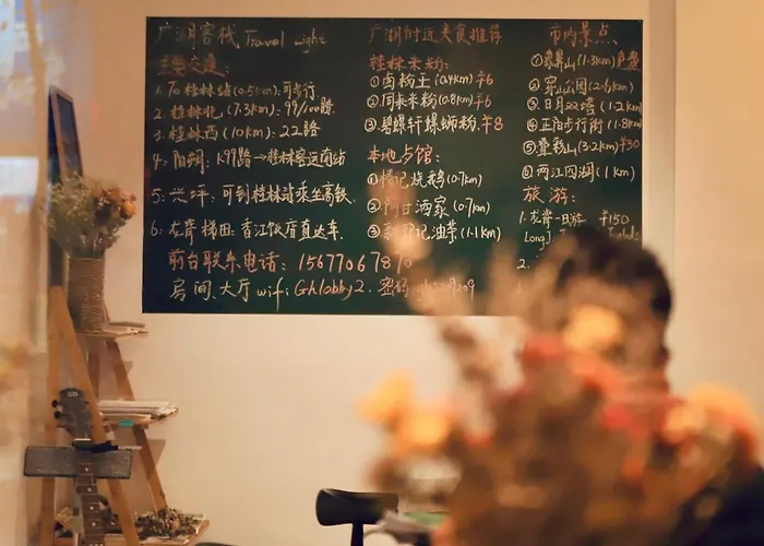 Guilin Travel Light Hostel