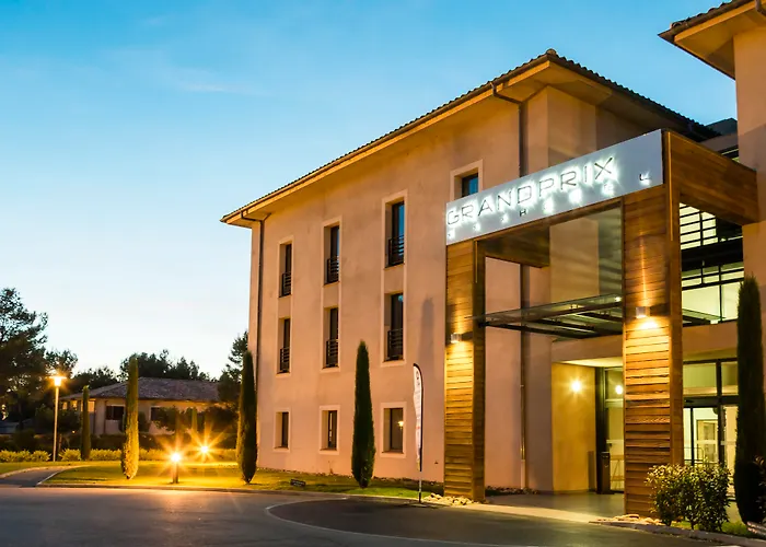 Grand Prix Hotel & Restaurant
