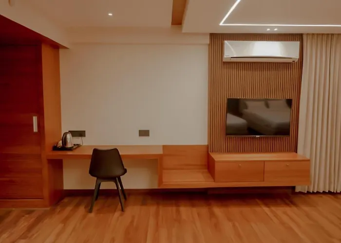 Hotel Bekal International